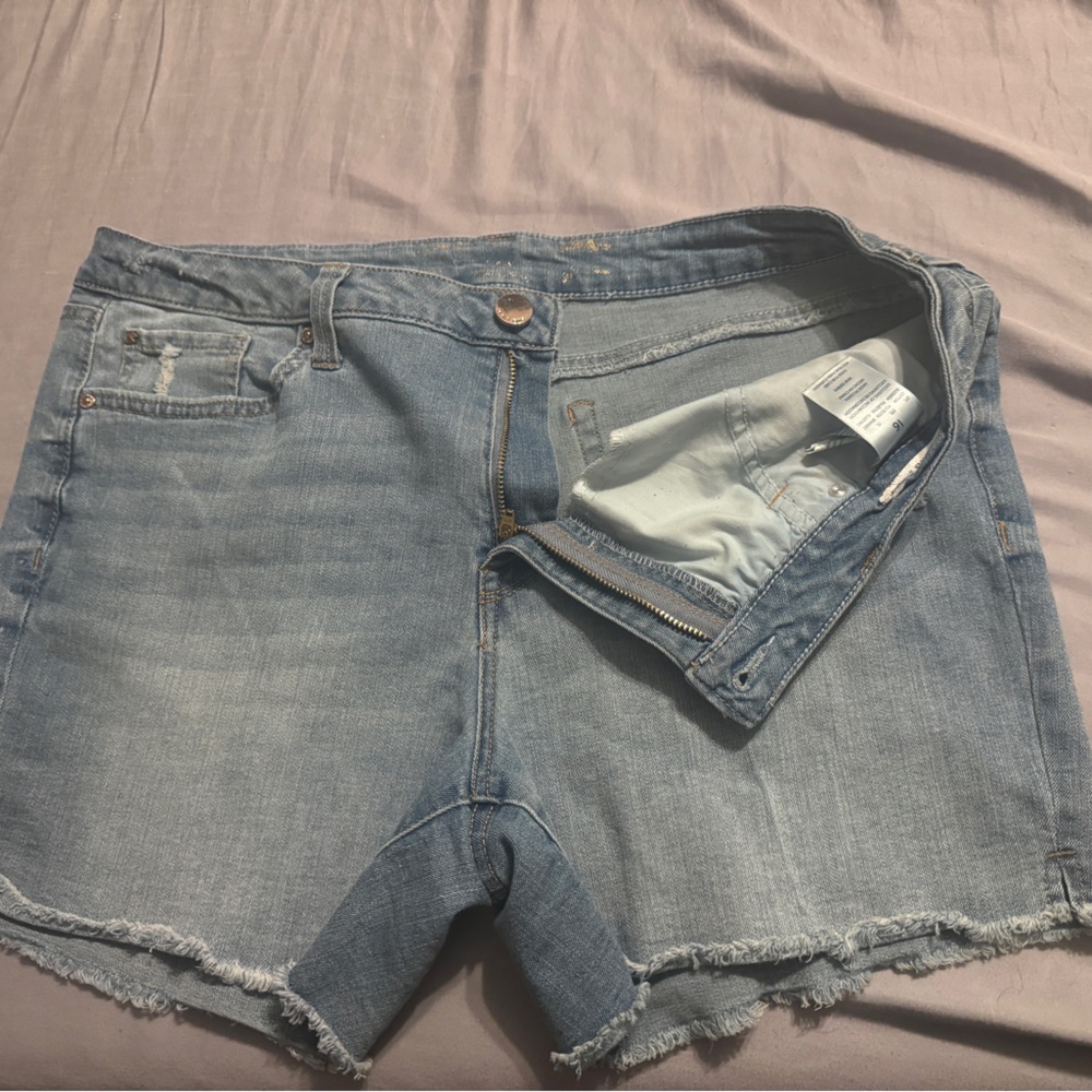 Seven7 Denim Shorts - Size 16